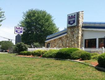 Knights Inn Charlotte South Пайнвилл Экстерьер фото