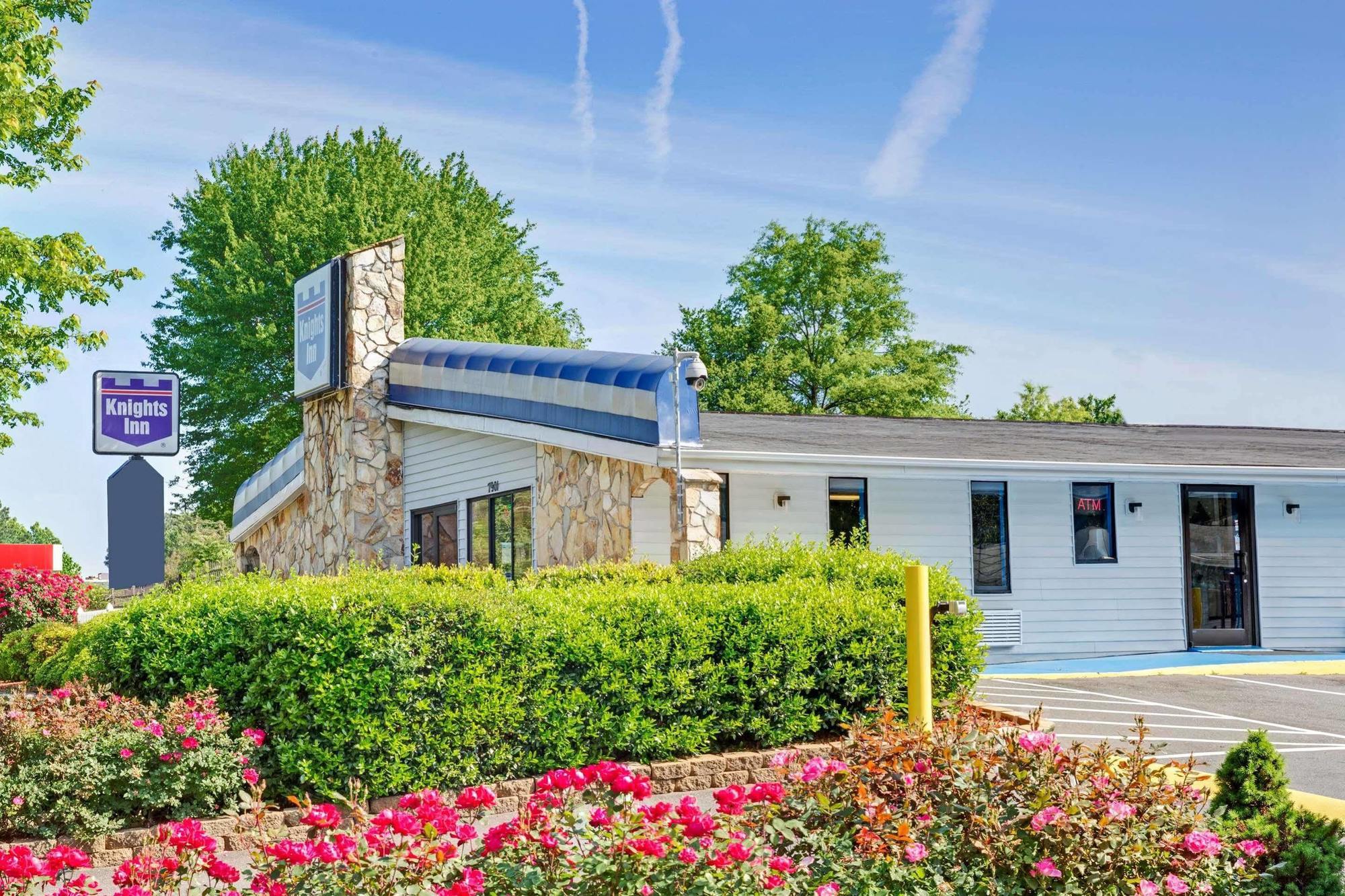 Knights Inn Charlotte South Пайнвилл Экстерьер фото